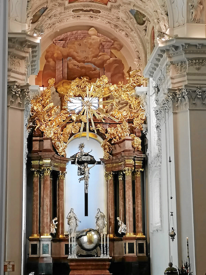 Hochaltar1